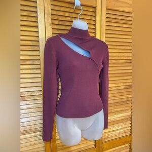 Ribbed, cut-out top by Forever 21